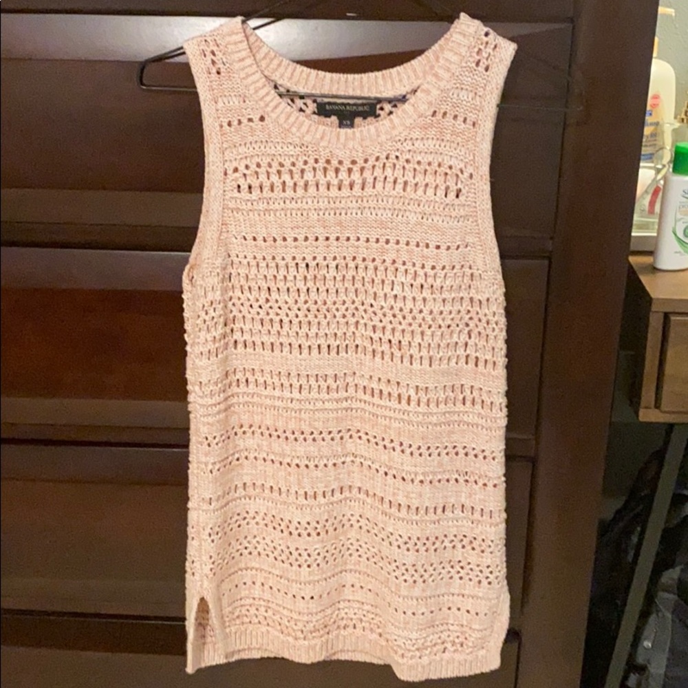 Pink Banana Republic sleeveless knitted top